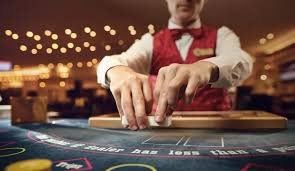 Live dealer squeeze action during paus188 slot Speed Baccarat round